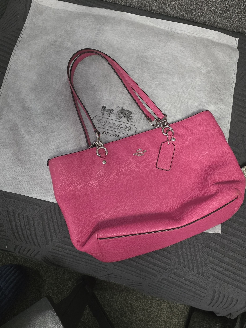 Coach Small Tote Dahlia Pink Pebbled LeatherBag W Dust Bag
